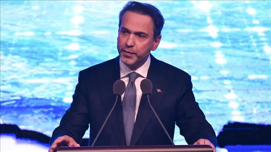 Minister Bayraktar kündigte an, dass im Jahr 2024 eine Rekordkapazität an Wind- und Solarenergie in Betrieb genommen wird