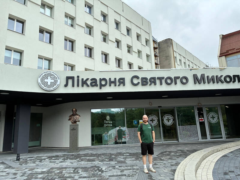 For the first time since the war began: Pharmacists Without Borders travel to Ukraine
