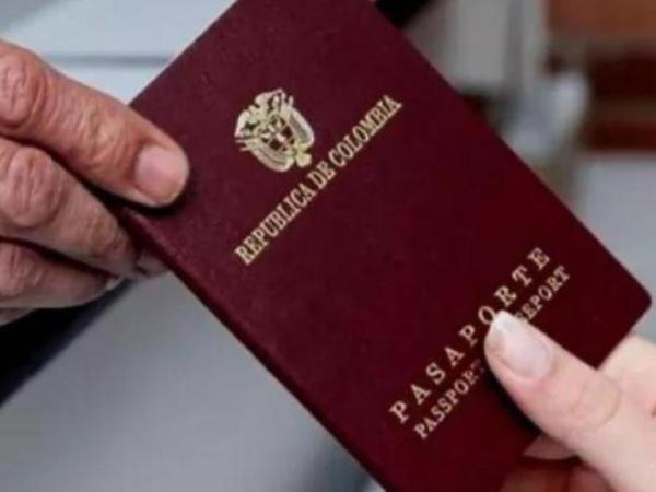 Faites attention : c'est la première chose que vous devez faire lorsque vous recevez votre passeport