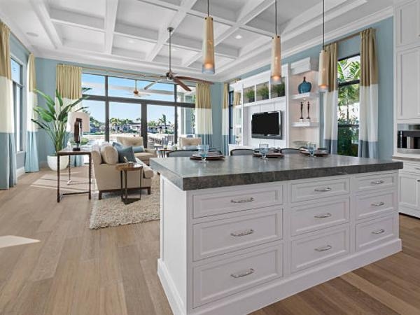 If you arrange your kitchen furniture like this, you will have good luck, according to Feng Shui.