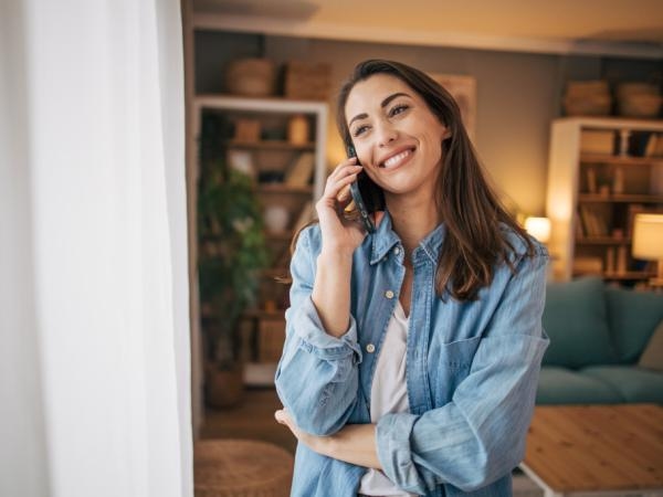 Warum sagen die Leute in Kolumbien „Hallo“, wenn sie ans Telefon gehen? Das sagt die KI