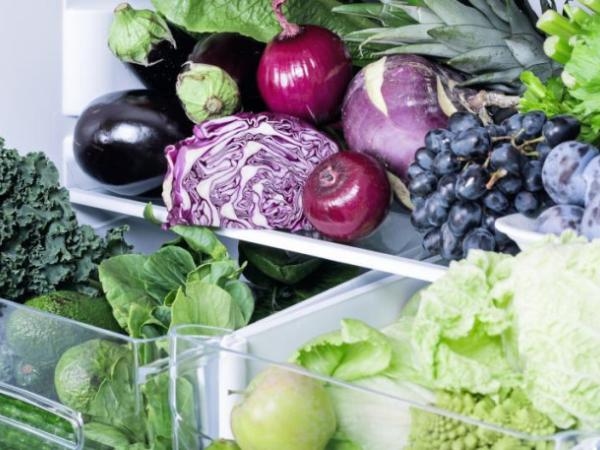 Lebensmittel, die Sie niemals zusammen lagern sollten, um Verderb zu vermeiden