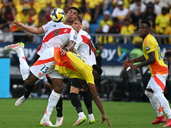 La Colombia si è trovata in difficoltà, pareggiando 0-0 con il Perù e complicando il suo avvicinamento alla Coppa del Mondo del 2026.