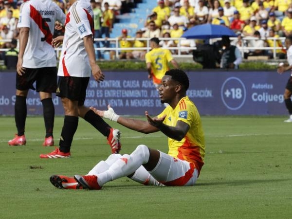 Jhon Jader Durán è stato escluso dalla nazionale prima della partita contro l'Argentina.