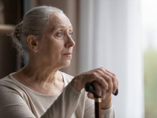Let op deze signalen: de 5 aanwijzingen die kunnen wijzen op mogelijke Alzheimer
