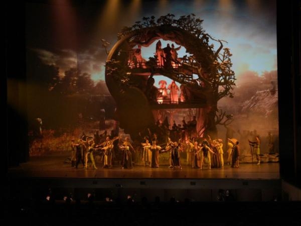 Il Teatro Mariinsky presenta la prima opera con intelligenza artificiale