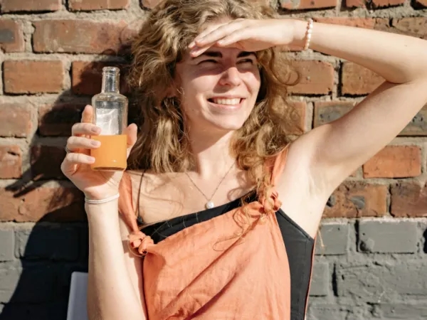 Questa nota bevanda consumata d'estate mette a rischio la salute.