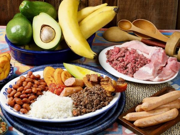 Cuáles son los 3 platos típicos más consumidos en Colombia, según la IA