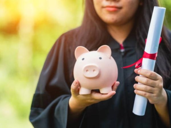 BIU i Icetex oferują 38 stypendiów na internetowe programy magisterskie z dyplomem ukończenia studiów amerykańskich.