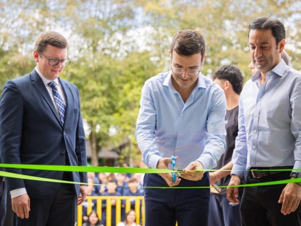 Il nuovo Learning Hub di Antioquia si propone di promuovere le competenze del XXI secolo nei giovani.