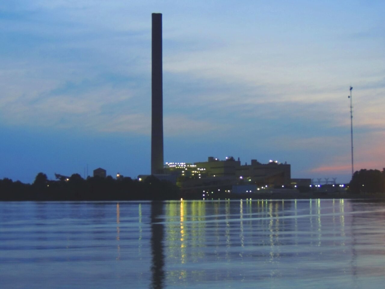 EPA Extends Steam-Electric Wastewater Deadlines to 2034, Citing Grid Reliability and Rising Power Demand