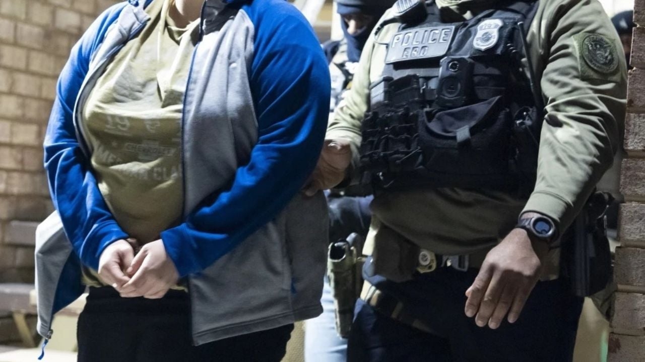 L'amministrazione Trump libera le persone dai centri di accoglienza che aveva minacciato di perseguire penalmente per aver aiutato i migranti.