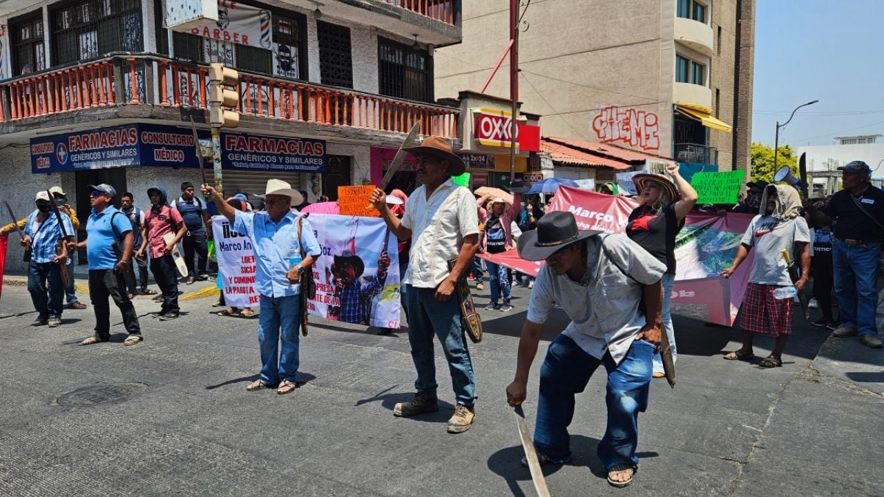 March in Guerrero to demand justice for the murder of an opponent of the La Parota project