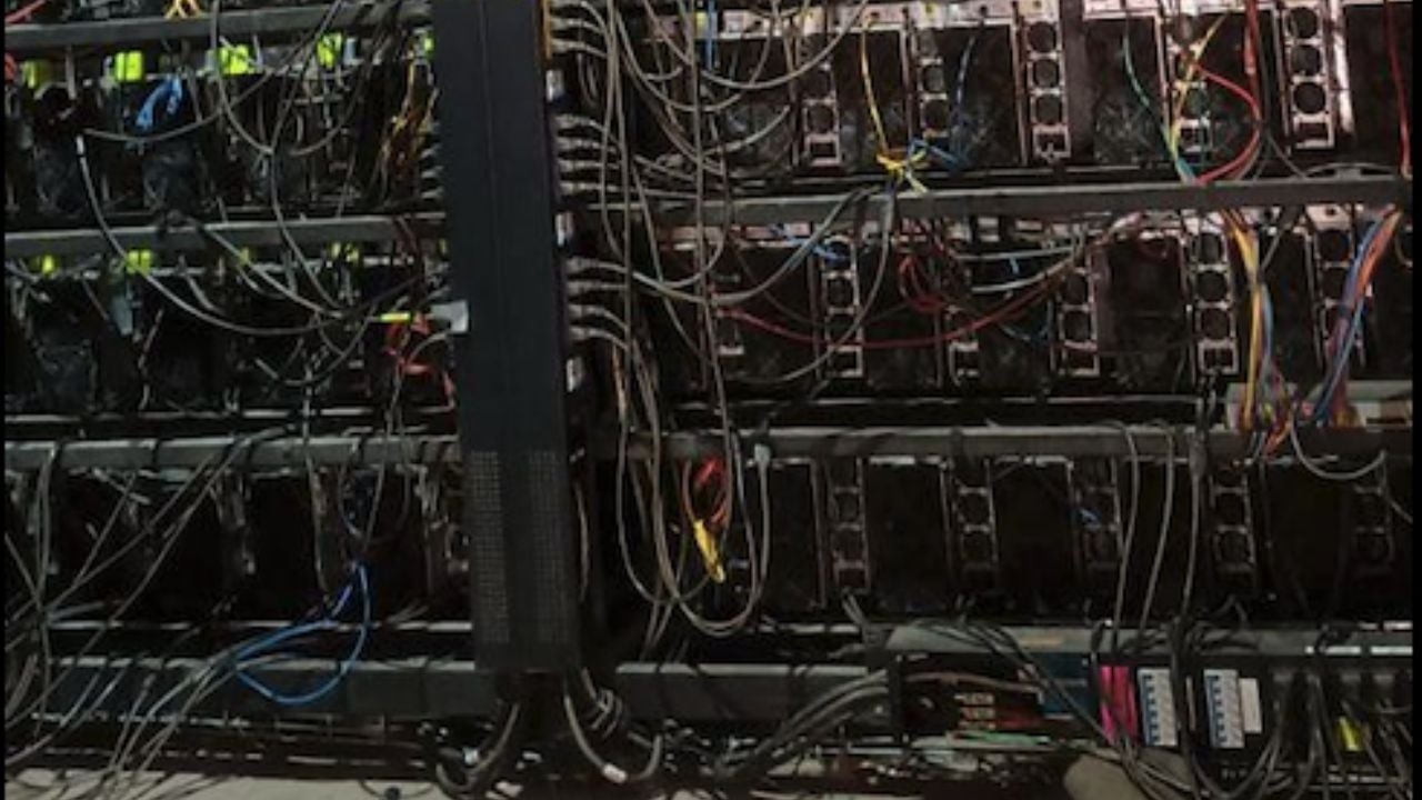 Elektrik hırsızlığı Meksika eyaletine yayıldı... yine KOBİ tesislerinde (Video)