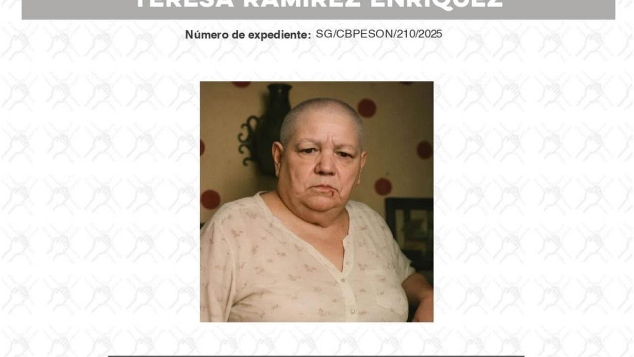 Sie suchen nach Teresa, die mutmaßlich Opfer der „Entführungen“ durch die Stadtpolizei von Hermosillo wurde.