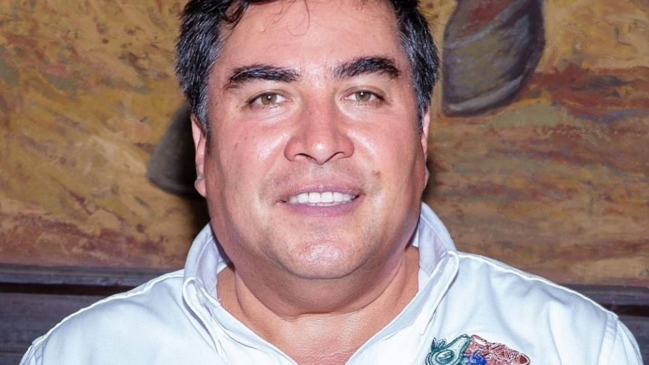 The mayor of Tacámbaro and one of his bodyguards are murdered