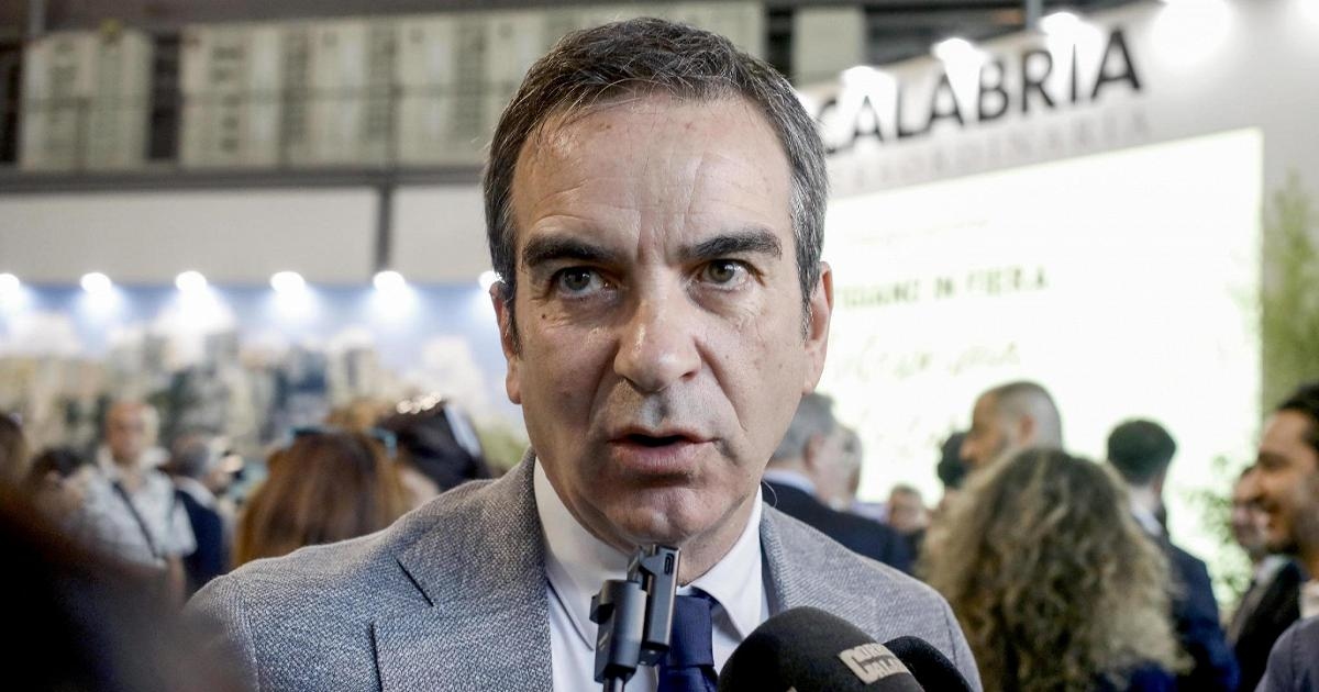 O Conselho da Calábria foi dissolvido, tomando nota da renúncia de Occhiuto.