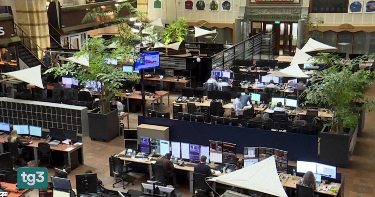 Фондовый рынок и Европа верят в перемирие в Иране: акции растут, нефть и газ падают