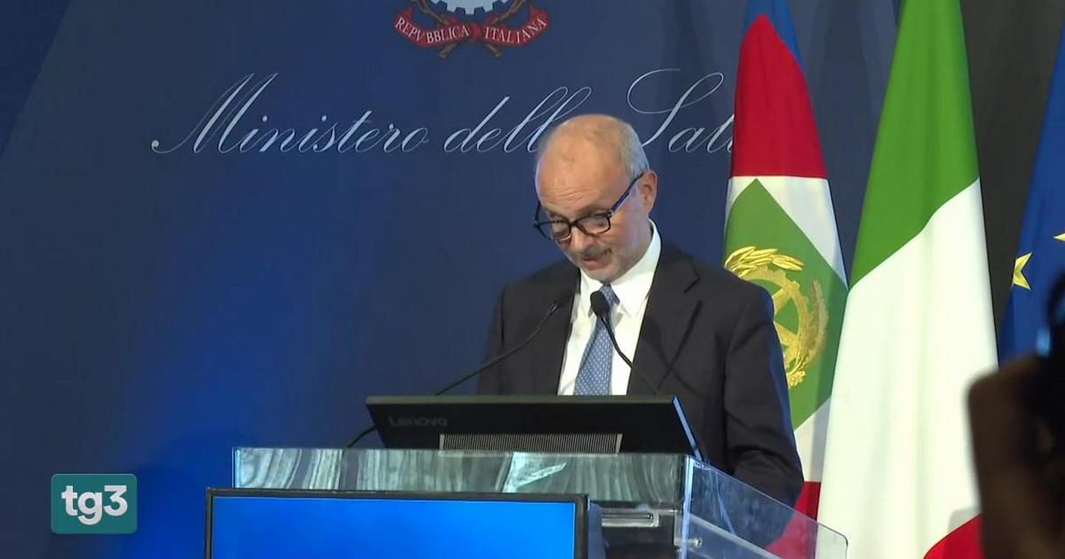 Orazio Schillaci, iki aşı karşıtını atadığı kurumu feshetti.
