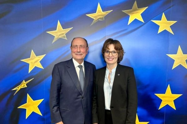 Schifani en Bruselas: reunión con la Comisión Europea sobre el plan de gestión de residuos de Sicilia.