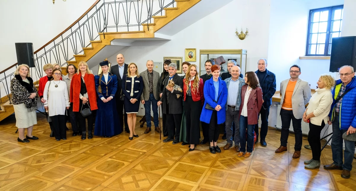 In het kasteel van Krasiczyn werd een tijdcapsule geopend [FOTO'S]