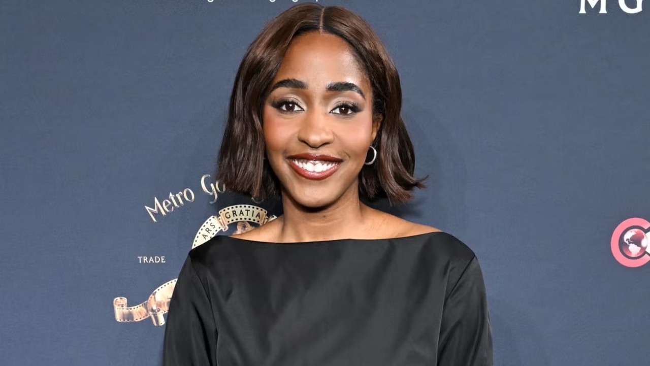 Chanel benoemt Ayo Edebiri tot ambassadeur voor Fresh Era