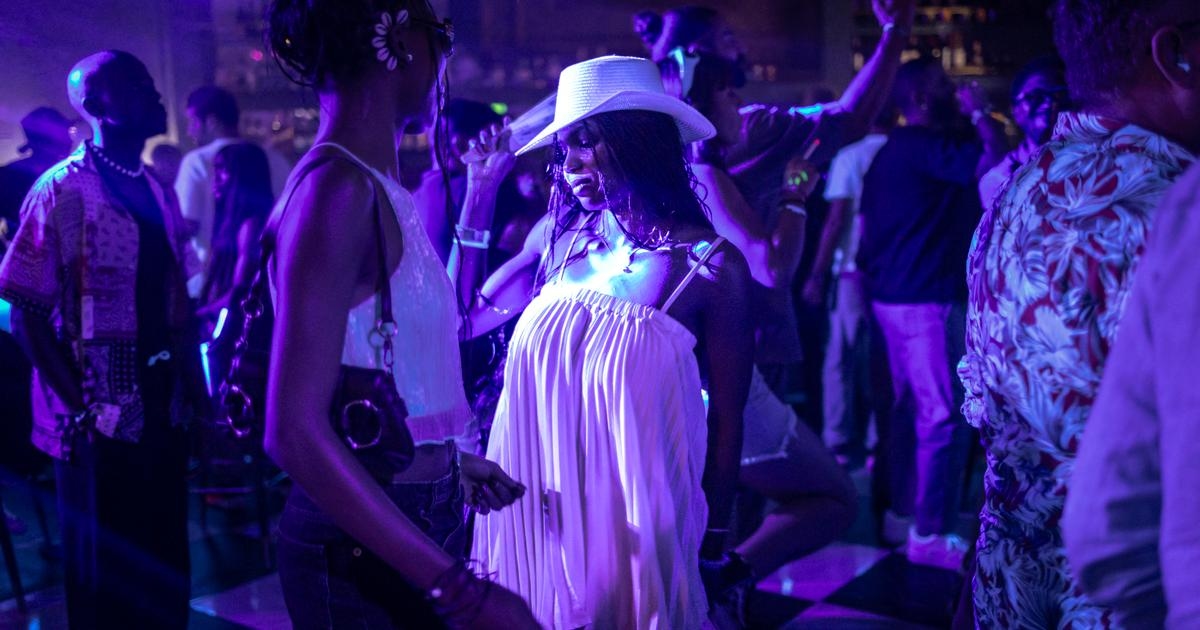 „Wer pleite ist, soll nach Hause gehen“: Willkommen in den wilden und teuren Nächten von Lagos.