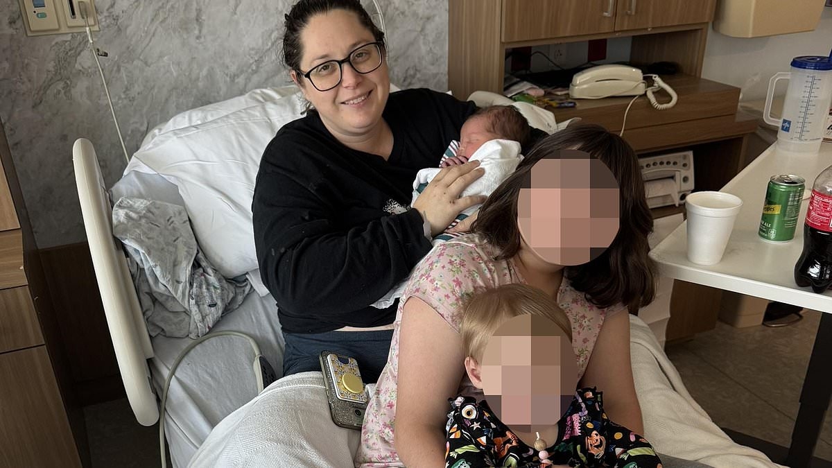 Ich dachte, meine Rückenschmerzen wären Nierensteine... Umso schockierter war ich, als ich erfuhr, dass ich im neunten Monat schwanger war und die Wehen eingesetzt hatten.