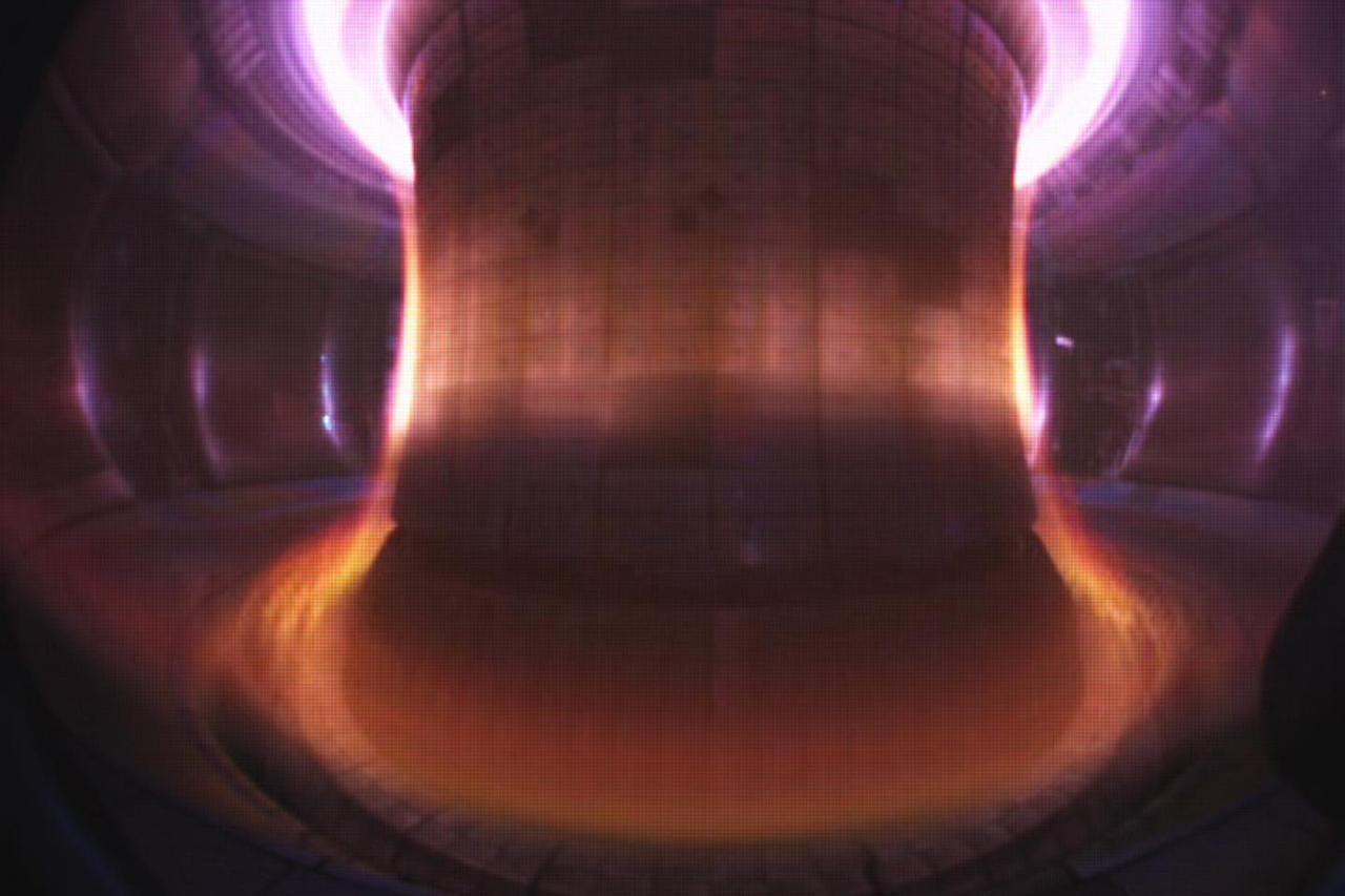 Kernfusion, das Versprechen reichlich vorhandener, kohlenstofffreier Energie, im Mittelpunkt eines Kampfes zwischen Start-ups