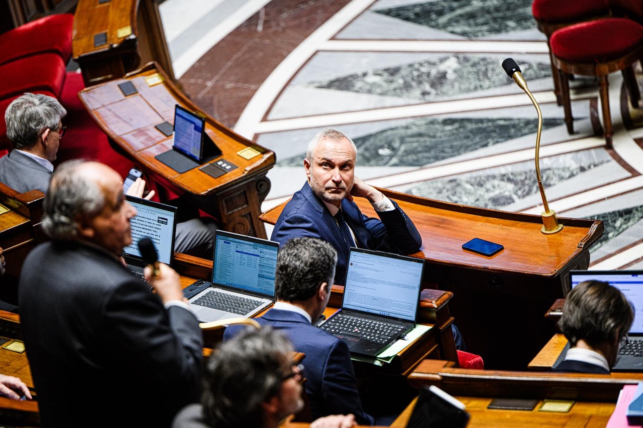 Окончание срока действия: Сенат начнет рассмотрение предлагаемого законопроекта в январе.