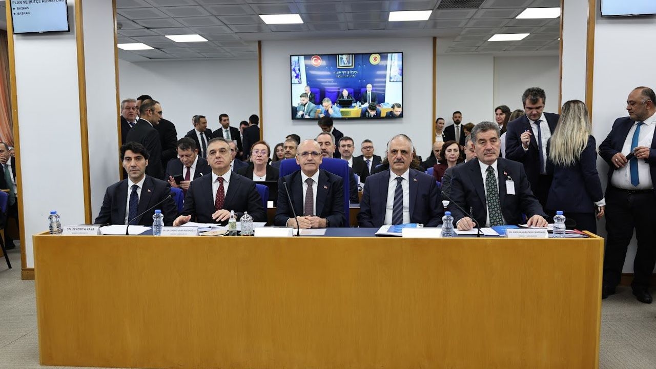 Minister Şimşek: Het verlagen van de belastingen en heffingen staat op onze agenda.