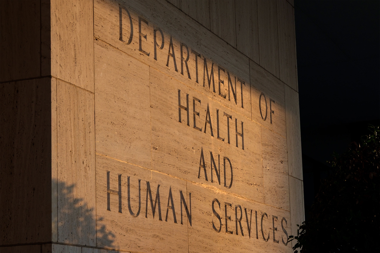 Le ministère de la Santé et des Services sociaux de Trump ordonne aux programmes Medicaid des États d'aider à retrouver les immigrants sans papiers.