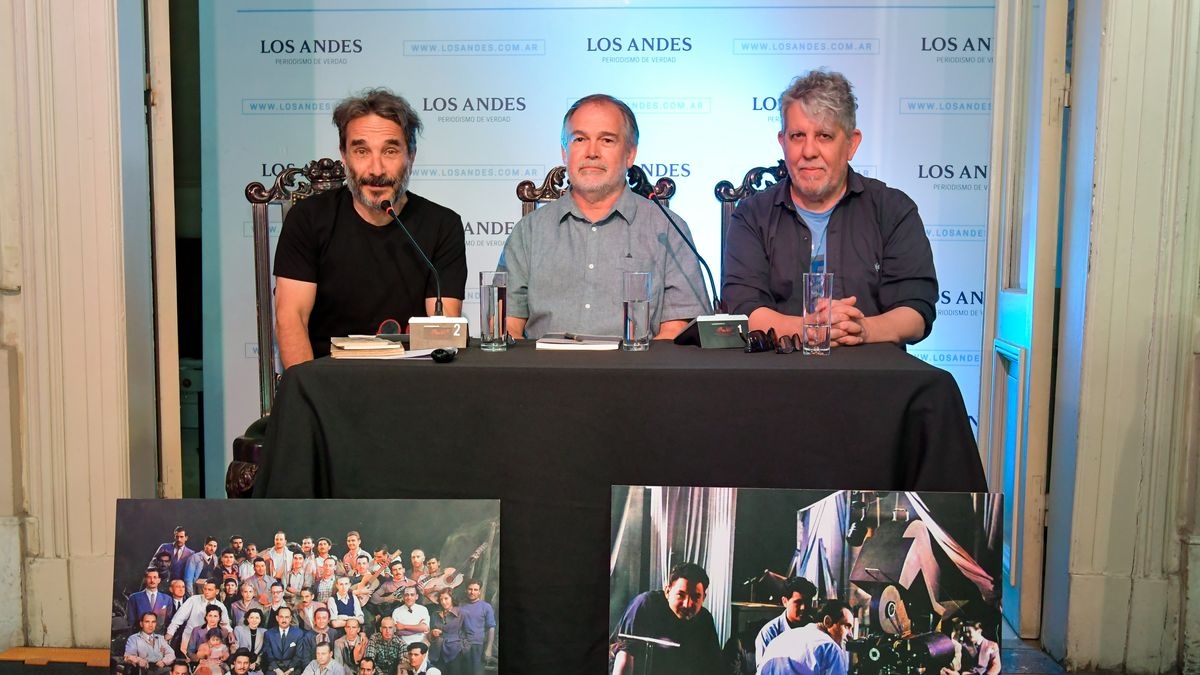 Javier Ozollo zaprezentował swoją książkę „Film Andes, Hollywood Mendozy” w Diario Los Andes