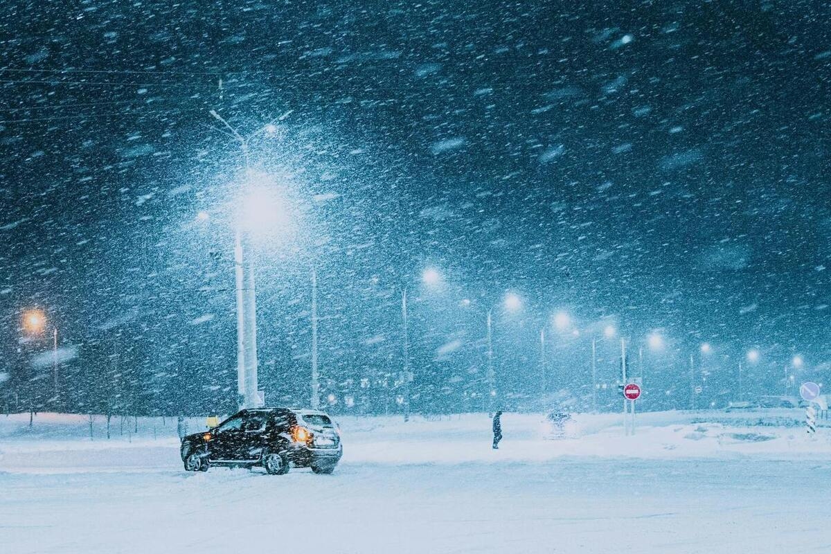 Na wideo uchwycono nowy bolid przelatujący nad Moskwą.