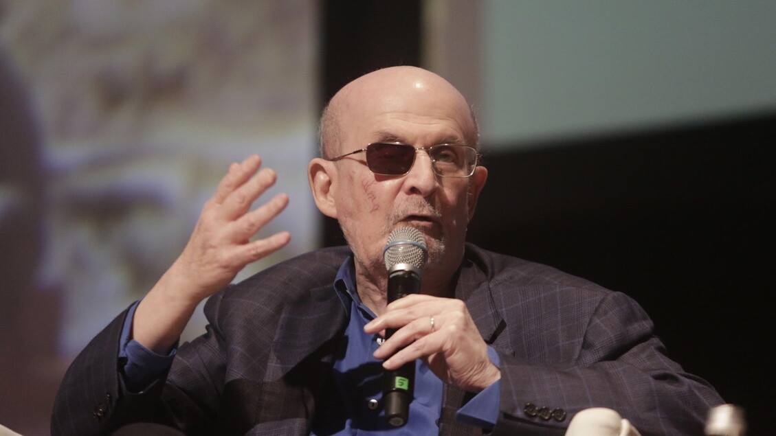 Rushdie, "kwintet" op de grens tussen leven en dood