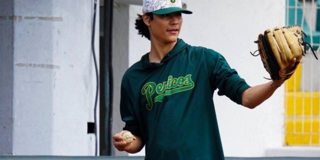 Mezquitic'li genç adam Zayeck Pacheco, büyük liglere ulaşmayı hayal ediyor