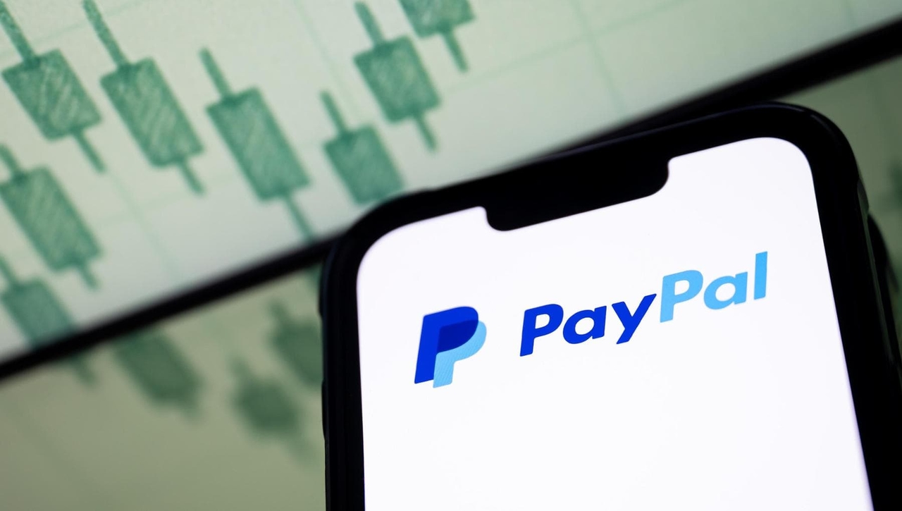 «Estamos pagando por una estafa que no es nuestra». El caso paradójico de Liber Liber y PayPal.